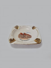 Elisenfels Arzberg Bavaria Винтажная квадратная пепельница с обильной позолотой "Мюнхен", 8см, Германия,1960-70гг.