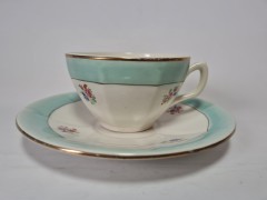DIANE Набор чайных пар, 2 шт. "Бирюза" с цветочным узором и бирюзовым краем, Германия, 1960-70гг.