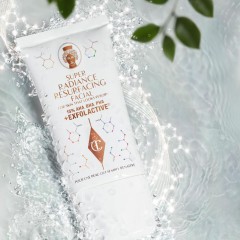 Charlotte Tilbury Super Radiance Resurfacing Facial Восстанавливающая процедура для лица Super Radiance