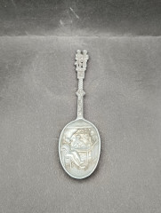 Ложка винтажная Jan Steen Pewter, сувенирная, с объемным декором, фигурками на ручке, олово, 17.5 см, Голландия, 1950-60гг.