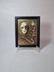 Картина винтажная "Композиция с маской и саксофоном", объемное декорирование, дерев.рама, 25.5 х 20 см, Германия, 1960-70гг.