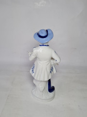 Статуэтка винтажная Ginori "Мужчина в белом костюме", фарфор, 21 x 8 см, Италия, 1960-70гг.