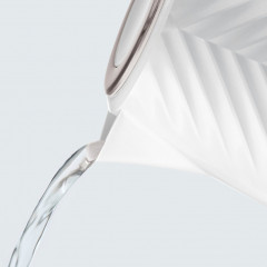 RUSSELL HOBBS RUSSELL HOBBS Wasserkocher Groove 26381-70, weiss, 1,7 l, 2.400 Watt, herausnehmbarer Kalkfilter, 1,7 l, 2400 W RUSSELL HOBBS Чайник Groove 26381-70, белый, 1,7 л, 2400 Вт, съемный фильтр от накипи, 1,7 л, 2400 Вт