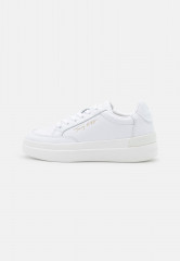 Tommy Hilfiger SIGNATURE Trainers white ПОДПИСЬ Кроссовки белый