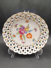 Тарелка сервировочная винтажная Schumann с изображением яркого букета, вырубной фарфор, 17 см, Германия, 1960-70гг.