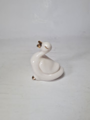 Santa Rufina im Still  Белая фарфоровая фигурка "Гусь с золотым клювом", 7 x 6 см, Германия, 1960-70гг.