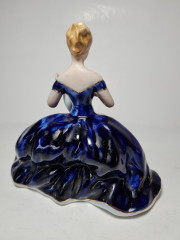 ARPO Винтажная статуэтка "Девушка в синем платье и с веером", 8см x 16см, Румыния, 1960-70гг.